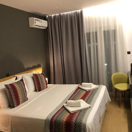 Metropolitan Complex Suite Faliro Piräus Exterior foto